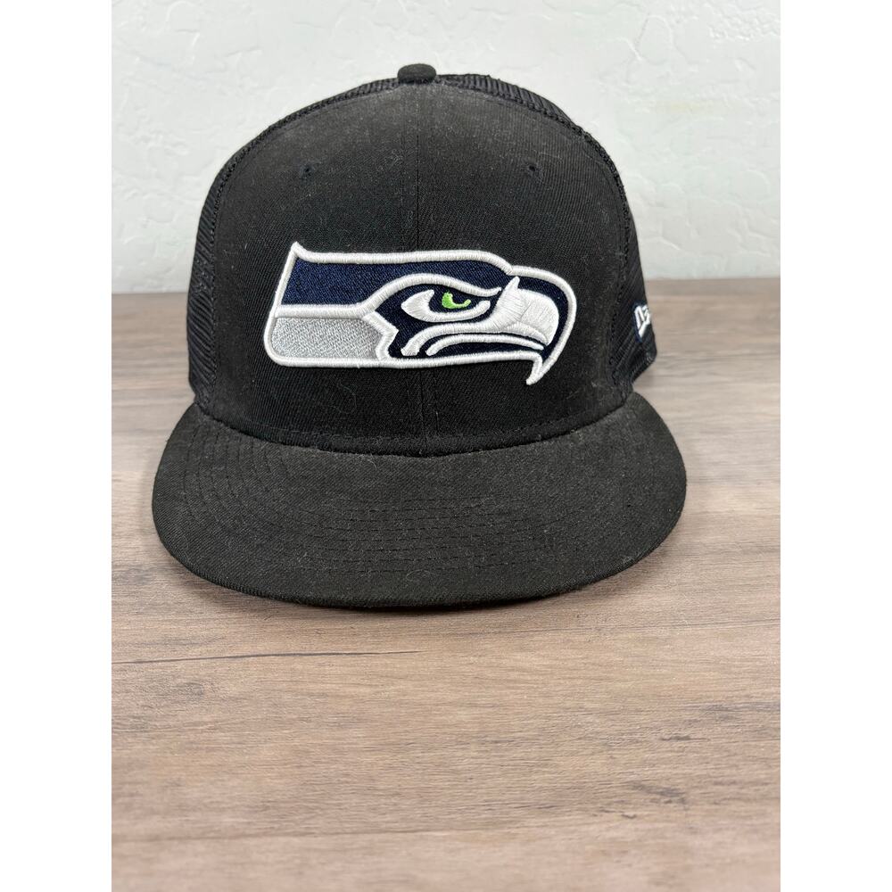 Seattle Seahawks New Era  Snapback Trucker‎ Hat EUC